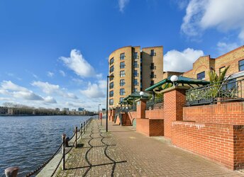 Russell Place, Rotherhithe/Canada Water,
            SE16