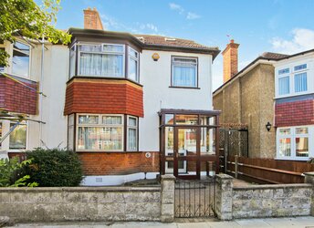 Dovedale Road, East Dulwich,
            SE22